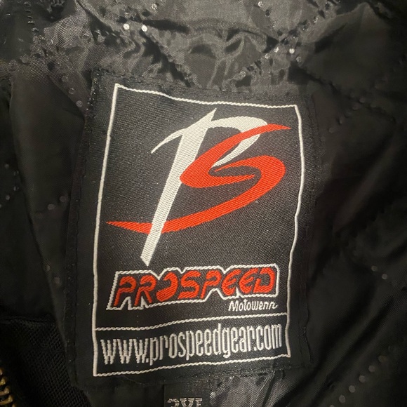 Motorcycle leather jacket - Picture 11 of 13